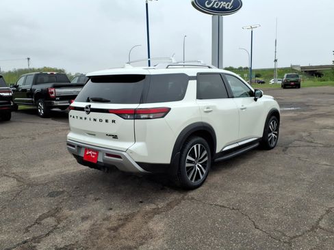 Used 2023 Nissan Pathfinder Platinum w/ Lighting Package (N93) AWD/4WD image 6