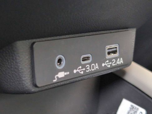 Certified 2026 Subaru Forester Premium AWD/4WD image 29