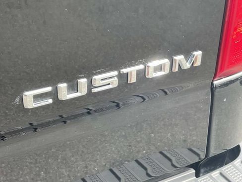 Used 2025 Chevrolet Silverado 1500 Custom Trail Boss AWD/4WD image 9