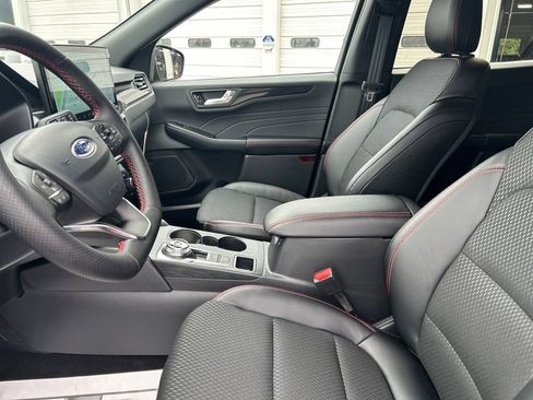 New 2026 Ford Escape ST-Line w/ Tech Pack #1 image 23