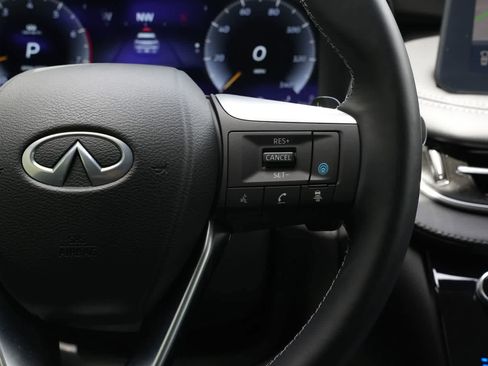 Used 2025 INFINITI QX60 Sensory image 11