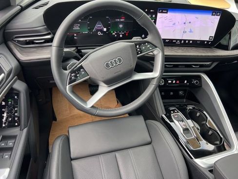 New 2025 Audi Q5 Premium Plus image 29