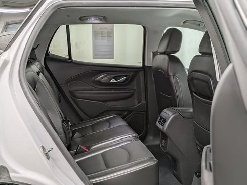 Used 2022 GMC Terrain SLT AWD/4WD image 23