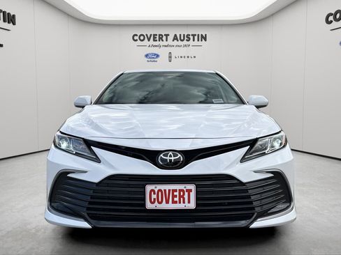 Used 2024 Toyota Camry LE image 8