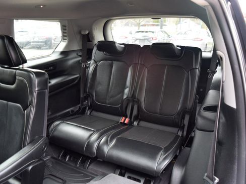 Used 2021 Jeep Grand Cherokee L Limited w/ Luxury Tech Group II image 40