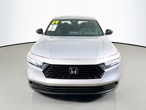 Used 2024 Honda Accord Sport image 11