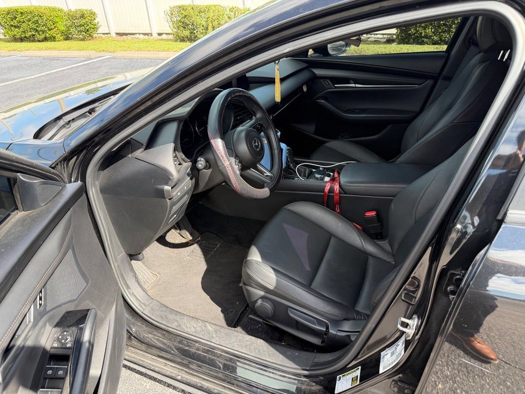 Used 2024 MAZDA MAZDA3 s FWD image 8