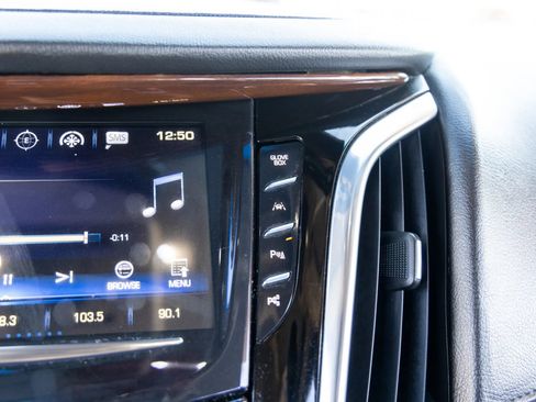 Used 2017 Cadillac Escalade Luxury image 27