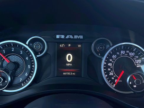 Used 2019 RAM 1500 Big Horn AWD/4WD image 13