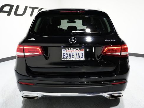 Used 2016 Mercedes-Benz GLC 300 4MATIC image 9
