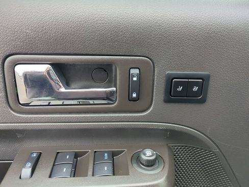 Used 2010 Ford Edge Limited image 28