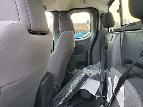 New 2026 Nissan Frontier S image 9