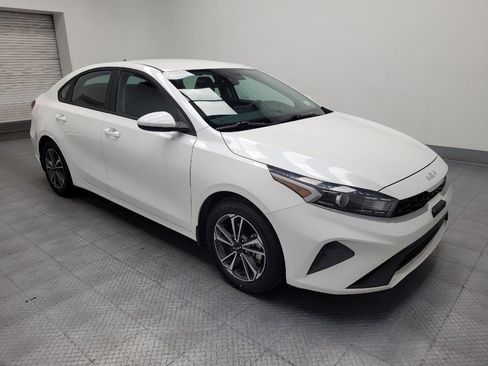Used 2023 Kia Forte LXS FWD image 11