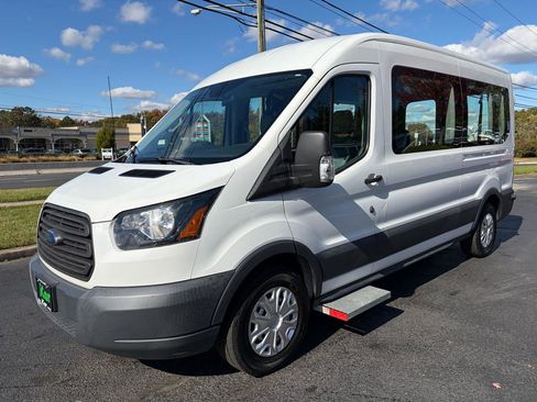 Used 2016 Ford Transit 350 XL RWD image 4