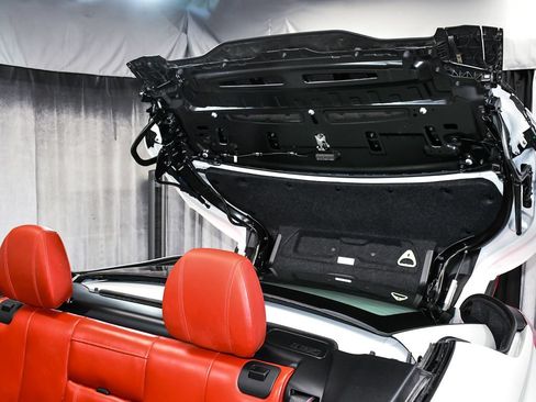 Used 2019 BMW M4 Convertible w/ Competition Package RWD image 88