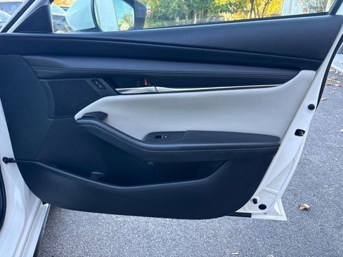 Used 2019 MAZDA MAZDA3 Sedan w/ Select Package image 15