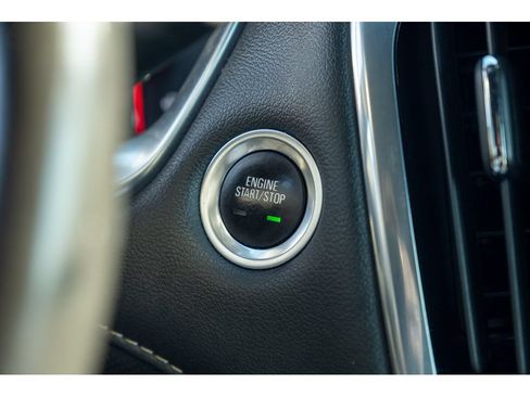 Used 2022 Chevrolet Traverse Premier w/ Redline Edition FWD image 32