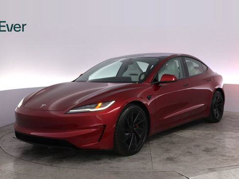 Used 2025 Tesla Model 3 Performance AWD/4WD image 2