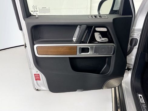 Used 2025 Mercedes-Benz G 550 image 23