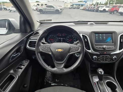 Used 2018 Chevrolet Equinox LT FWD image 21