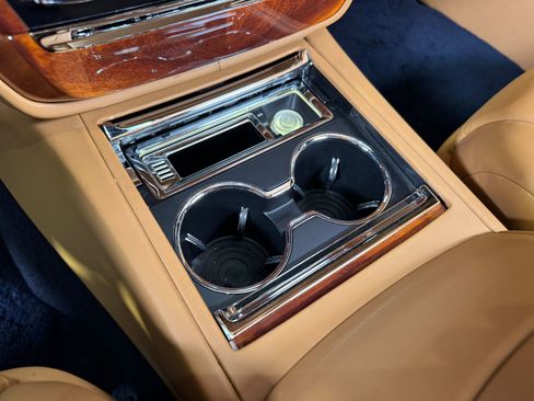 Used 2018 Rolls-Royce Phantom Extended Wheelbase image 30