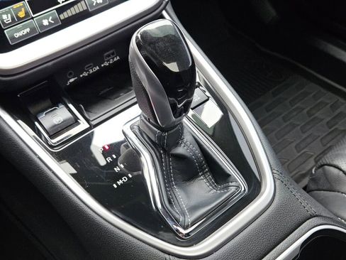 Used 2023 Subaru Outback Touring XT image 31