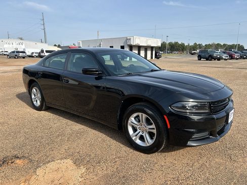 Used 2023 Dodge Charger SXT image 5