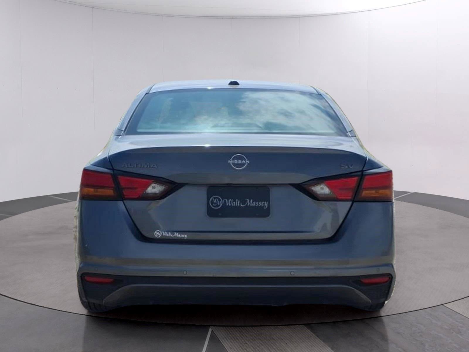 Used 2024 Nissan Altima 2.5 SV FWD image 4