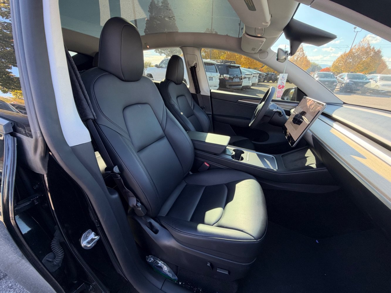 Used 2023 Tesla Model Y Long Range AWD/4WD image 10