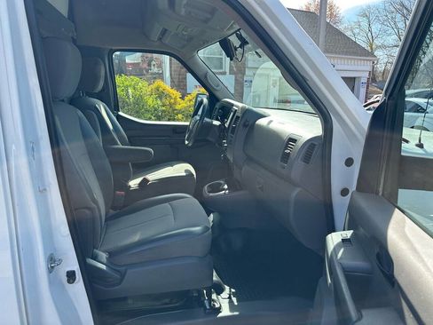 Used 2020 Nissan NV 2500 S image 24