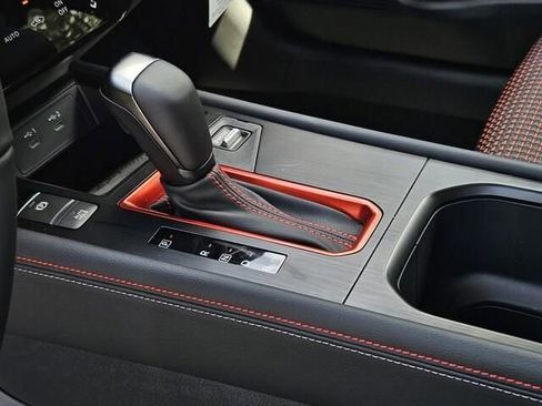 New 2025 Nissan Kicks SR w/ Illumination Package image 12