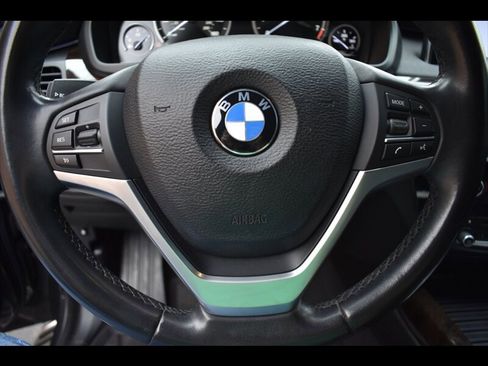 Used 2017 BMW X5 xDrive40e image 14