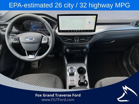Used 2023 Ford Escape Active w/ Tech Pack #1 AWD/4WD image 2