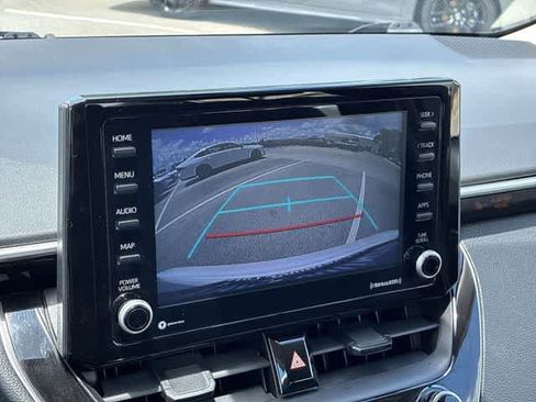 Used 2022 Toyota Corolla LE FWD image 30
