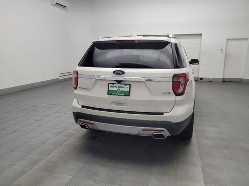 Used 2017 Ford Explorer Platinum image 7