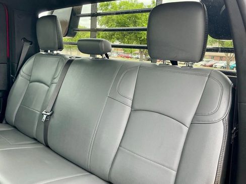 Used 2024 RAM 3500 Tradesman w/ Chrome Appearance Group image 28