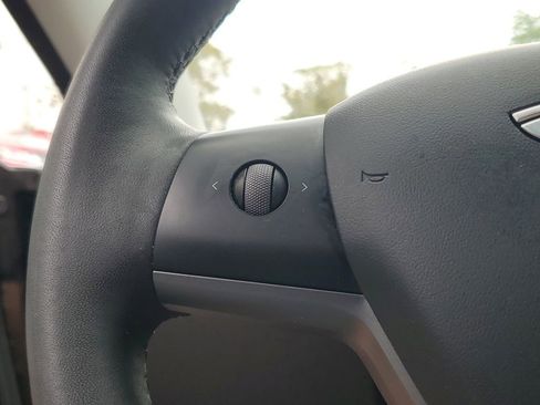 Used 2021 Tesla Model 3 Long Range AWD/4WD image 25