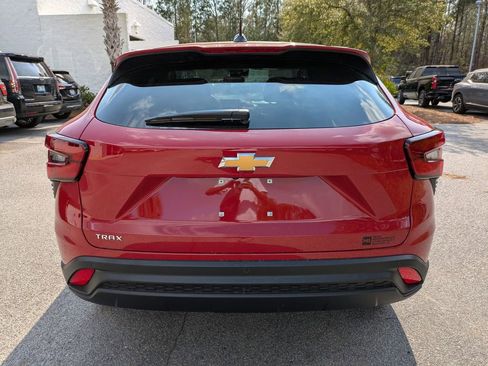 New 2026 Chevrolet Trax LS w/ LS Convenience Package image 5