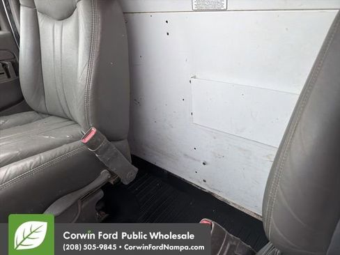 Used 2003 Chevrolet Express 3500 image 20