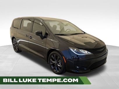 Used 2020 Chrysler Pacifica Touring w/ S Appearance Package