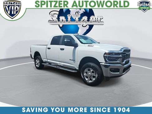 Used 2026 RAM 2500 Big Horn AWD/4WD image 2