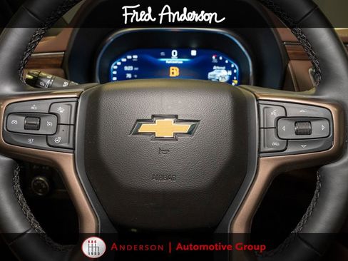 Used 2023 Chevrolet Tahoe High Country w/ Premium Package 2 AWD/4WD image 22