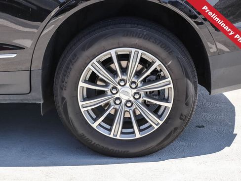 Used 2018 Cadillac XT5 Luxury w/ Driver Awareness Package AWD/4WD image 11