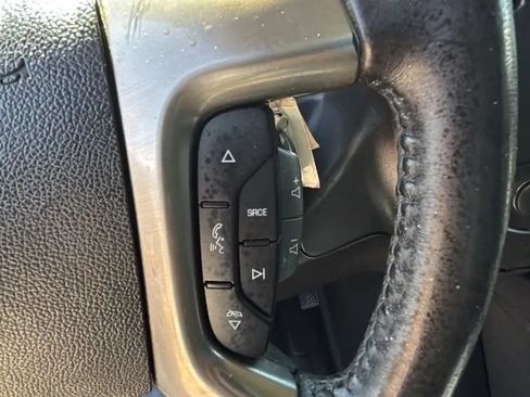 Used 2018 Chevrolet Express 3500 w/ Driver Convenience Package RWD image 20