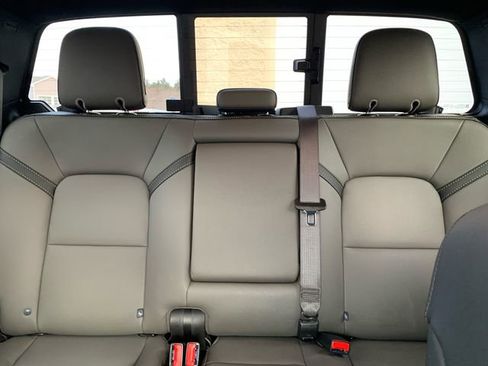 Used 2024 Chevrolet Colorado ZR2 w/ ZR2 Convenience Package III image 27