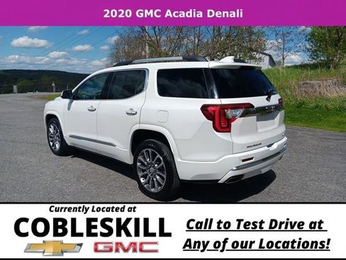 Used 2020 GMC Acadia Denali w/ Denali Ultimate Package AWD/4WD image 7