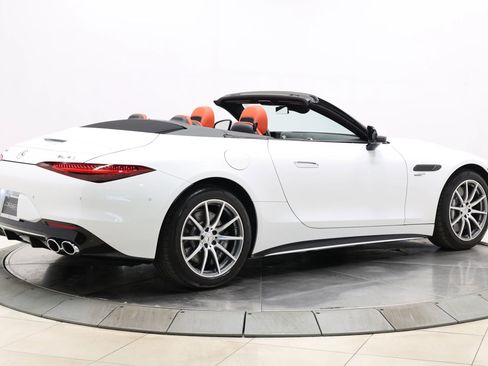 Used 2023 Mercedes-Benz SL 43 AMG image 4