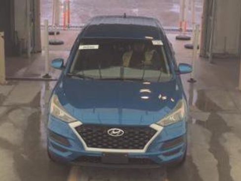 Used 2019 Hyundai Tucson SE AWD/4WD image 3