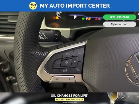 Used 2023 Volkswagen Atlas SEL Premium image 17