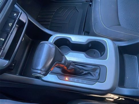 Used 2021 Chevrolet Colorado LT w/ LT Convenience Package image 23